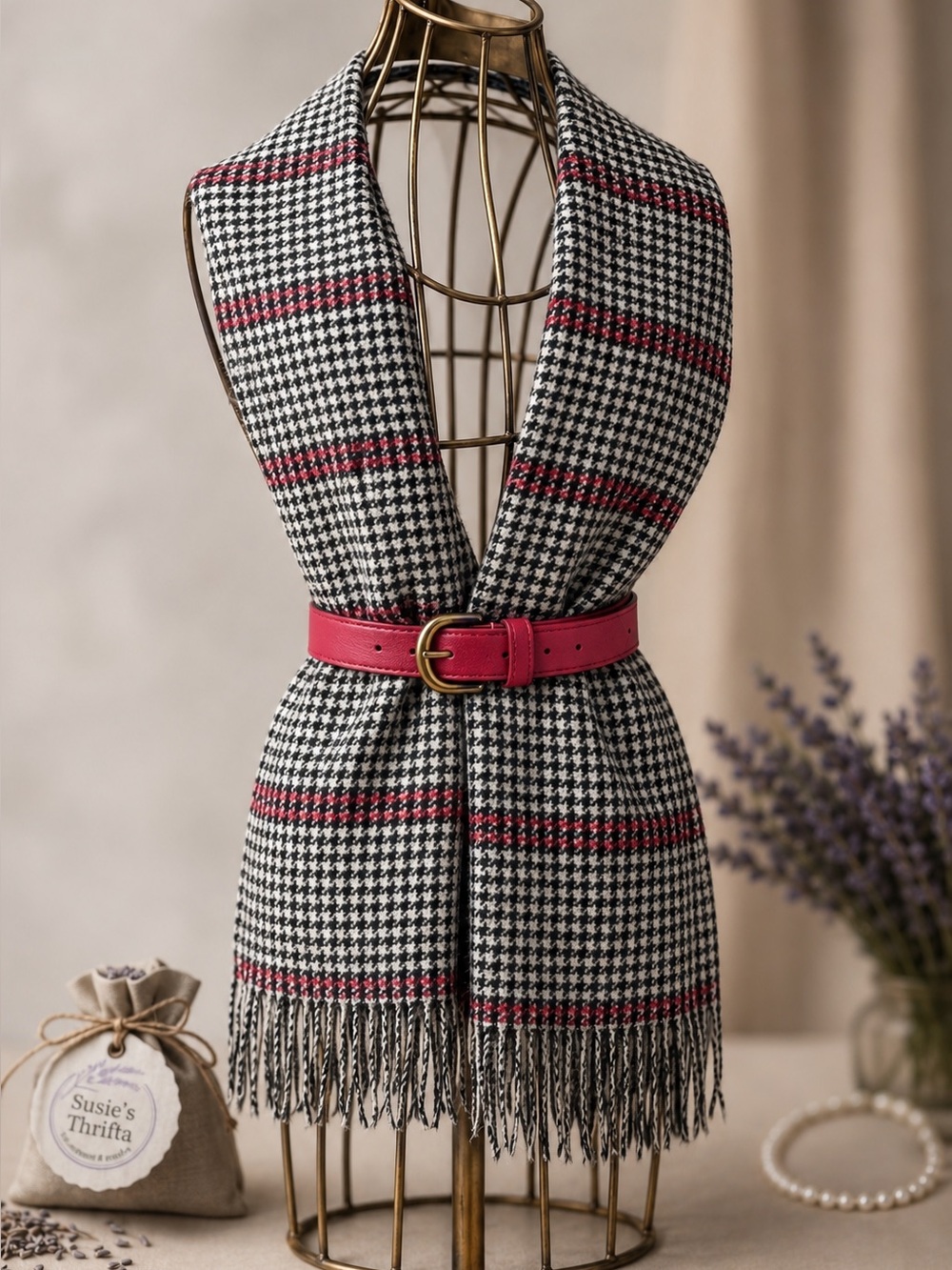 Houndstooth Blanket Scarf & Red Cinch Belt Set